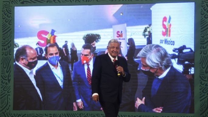 Audio atribuido a Claudio X. González es exhibido a AMLO en la mañanera