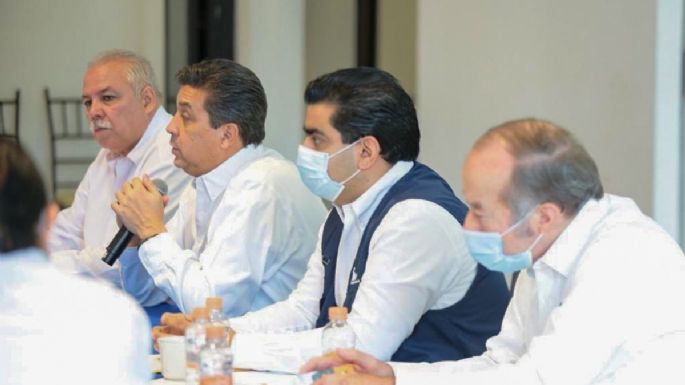 García Cabeza de Vaca se reúne con su gabinete en Casa de Gobierno de Tamaulipas