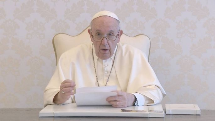 El Papa sobre la eutanasia: "No podemos pedir a los sanitarios que maten a sus pacientes"