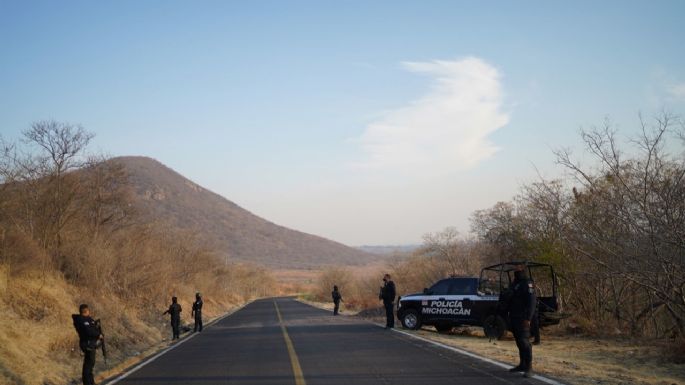 Michoacán se "calienta": semana de bloqueos con vehículos incendiados y ataques a patrullas