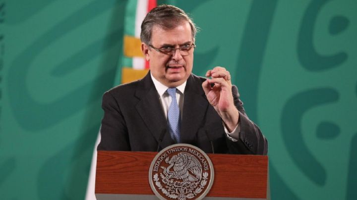 Marcelo Ebrard no incumplió la ley electoral al responder a The Economist: TEPJF