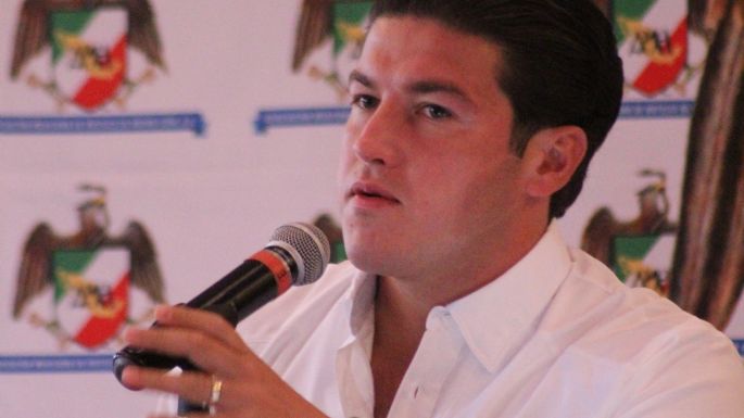 Samuel García critica que AMLO se meta en elección de NL, pero aplaude que exhiba al PRI