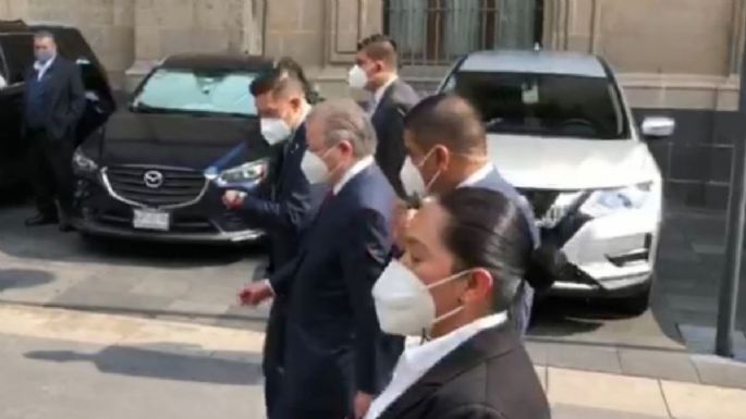 El ministro Arturo Zaldívar visita a AMLO en Palacio Nacional