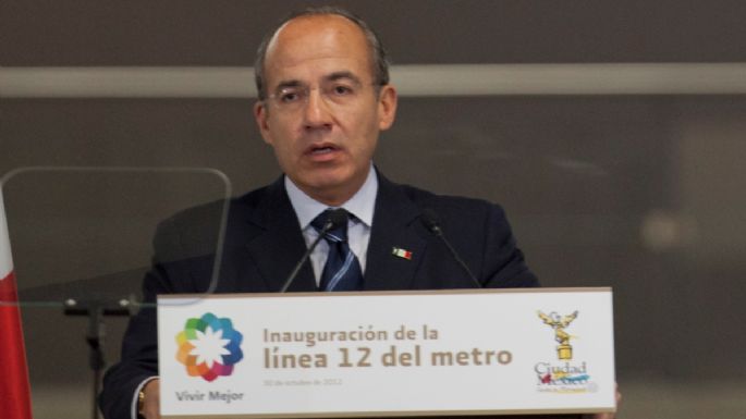 Felipe Calderón se suma a críticas contra la CDMX por colapso en L-12 del Metro