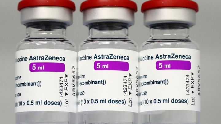 Qué es la Mielitis transversa, el nuevo efecto secundario de la vacuna AstraZeneca