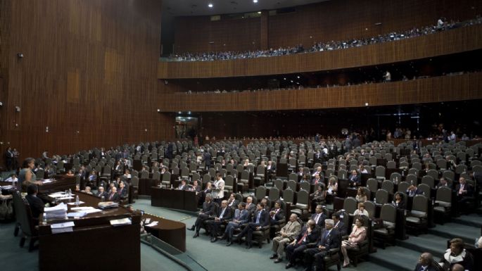 En primera sesión y de madrugada, diputados aprueban nueva Ley de Juicio Político