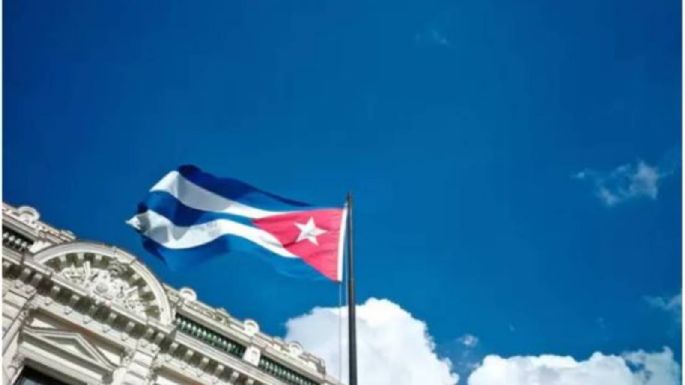 El Banco Central de Cuba suspende los depósitos de dólares en efectivo