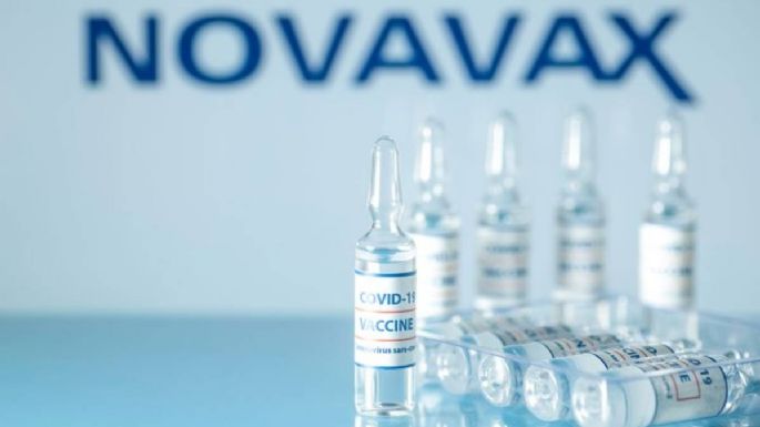 Ensayos de fase 3 de la vacuna de Novavax aplicados en EU y México arrojan eficacia de 90.4%
