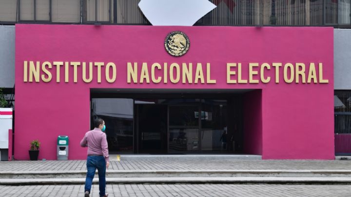 El INE formaliza pérdida de registro del PES, RSP y Fuerza por México