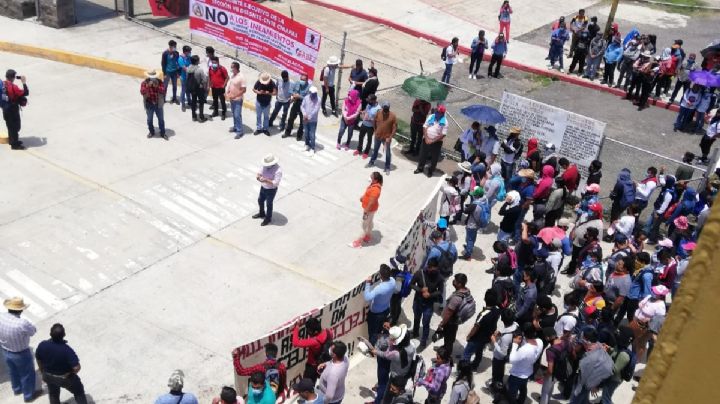Liberan a 17 normalistas de Mactumactzá en Chiapas... tras vincularlos a proceso