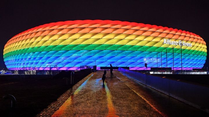 La UEFA prohíbe iluminar el estadio de Múnich con los colores del arcoíris en el Alemania-Hungría