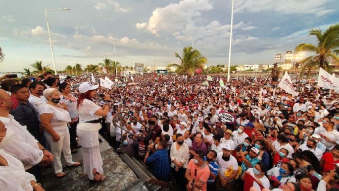 Layda Sansores encabeza "marcha de la victoria" en Campeche; la elección no está definida: PRI-PAN-PRD