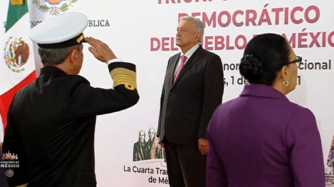 López Obrador presume reducción de homicidio doloso, robo de vehículo y secuestro, pero admite alza en feminicidio