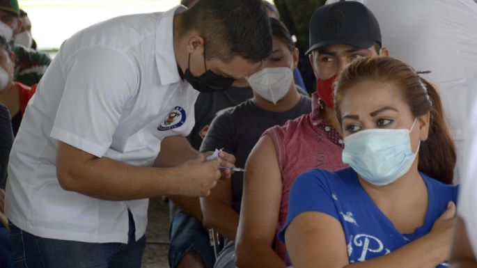 Más de 24 mil mexicanos han tenido reacción a la vacuna contra el covid-19