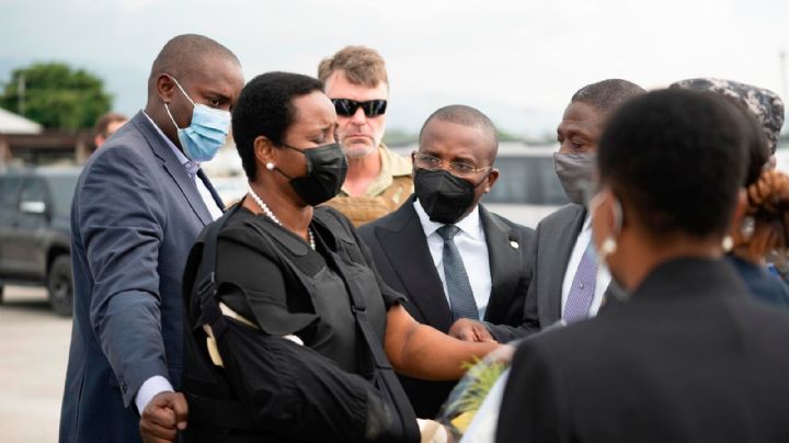 Regresa a Haití la esposa de presidente asesinado Jovenel Moise