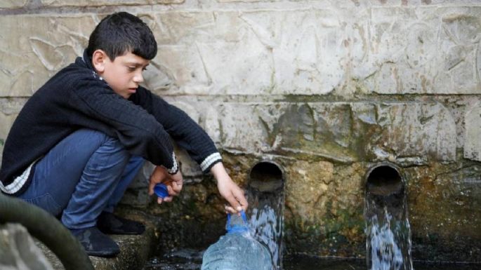 ONU alerta de que cuatro millones de personas podrían quedarse sin agua potable en un mes en Líbano