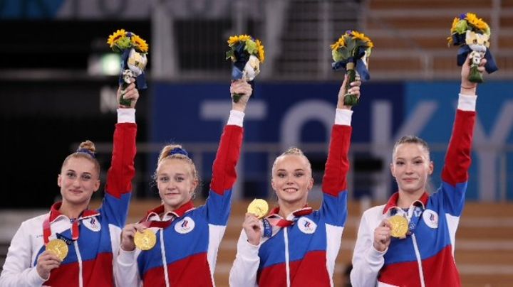 Rusia aprovecha ausencia de Simone Biles y gana oro en gimnasia rítmica