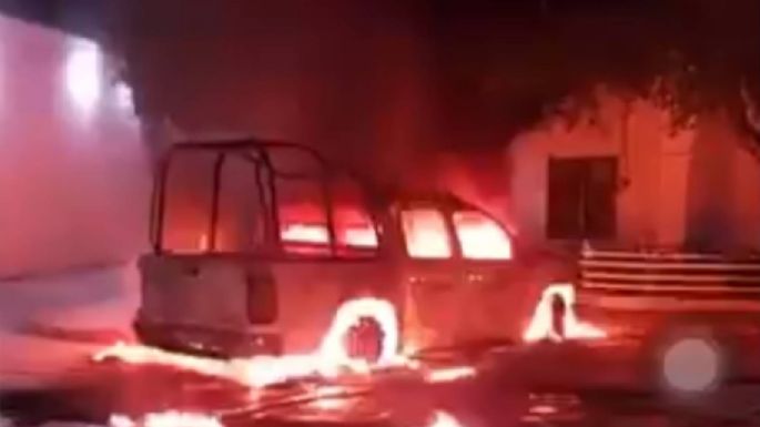 Un comando incendian patrullas de la Policía de Comalapa, Chiapas