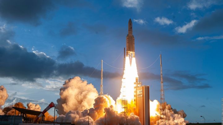Carlos Slim lanza con éxito otro satélite, el Star One D2