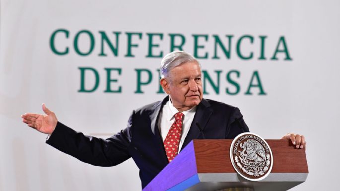 Dirigentes del PRI, PAN y PRD son "cínicos y caraduras": AMLO