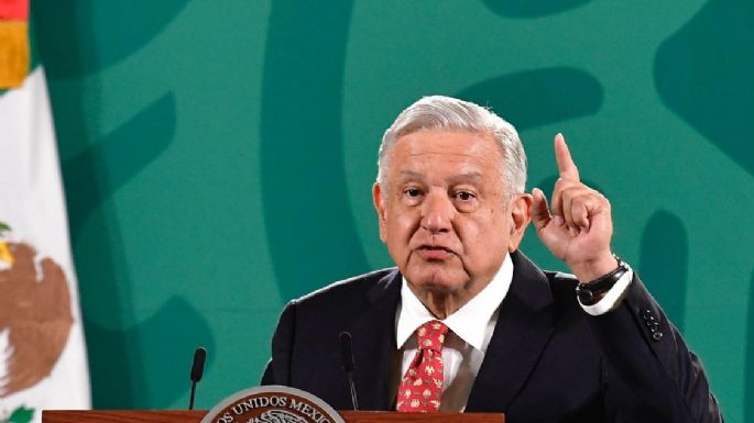 López Obrador califica de "deshonesta" actitud del cónsul mexicano en NY