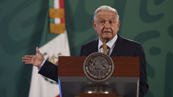 AMLO anuncia programa integral en Tierra Caliente y a los cárteles les pide deponer su actitud