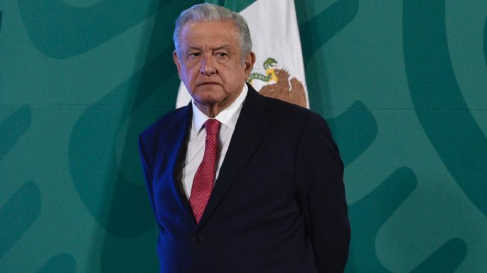 AMLO pide seguir ejemplo de Cristiano Ronaldo para combatir la obesidad