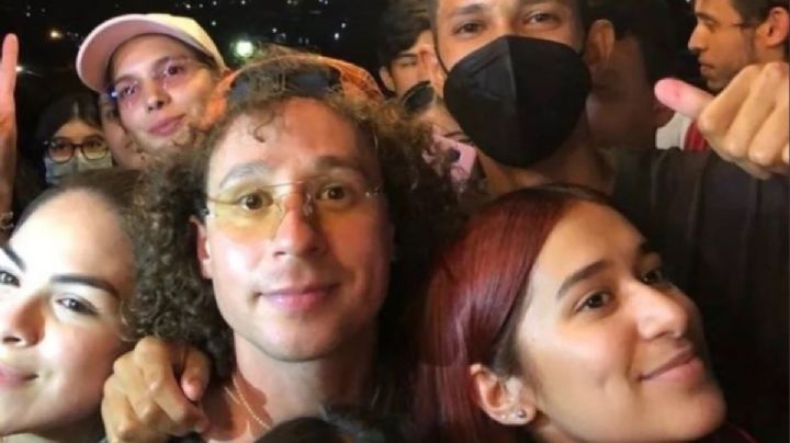 Luisito Comunica se desmaya ante asedio de sus fans en Venezuela