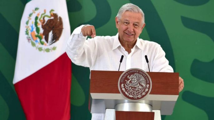 La SCJN no puede intervenir en crisis del TEPJF; lo mejor es que renuncien y también los del INE: AMLO