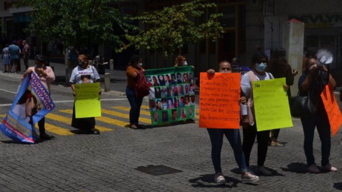 Colectivos de desaparecidos de Veracruz protestan por nominación para atención a víctimas