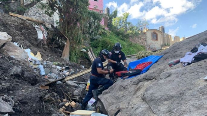 Continúa la búsqueda de dos personas en el Chiquihuite, aunque con menos rescatistas