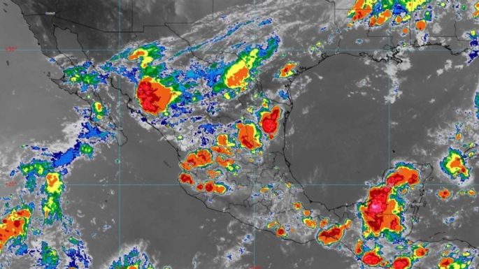 Primer frente frío de la temporada traerá descargas eléctricas y lluvias