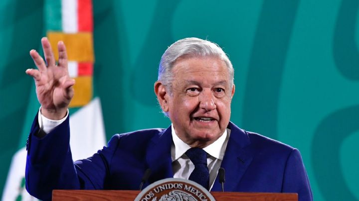 Gobierno respetará "siempre" inversión privada; somos economía mixta: AMLO