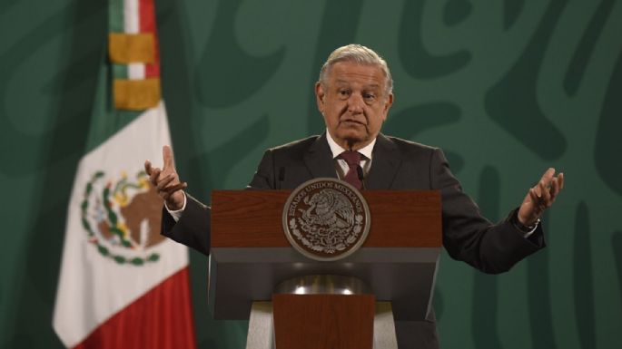 AMLO solicitó a transportistas no trasladar a migrantes por el país