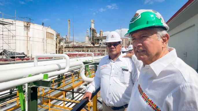AMLO asegura que Refinería de Dos Bocas estará inaugurada en junio de 2022