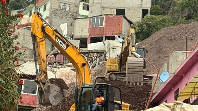 Inicia demolición de 11 casas afectadas por desgajamiento del Chiquihuite