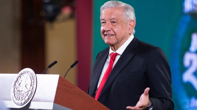 Integrantes de bloque plural "son libres" tienen que actuar de acuerdo a su conciencia: AMLO