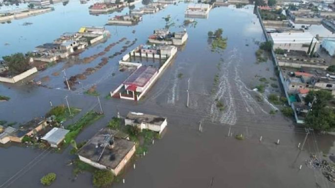 Se desborda río e inunda Tlahuelilpan, a 15 kilómetros de Tula: cien casas y 300 hectáreas de cultivos perdidas (Video)