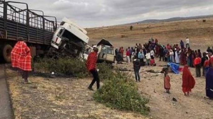 Mueren catorce personas, entre ellas seis periodistas, en un accidente de tráfico en Tanzania