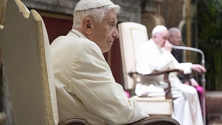 Benedicto XVI dice sentir "vergüenza" por informe que lo señala de encubrir abusos sexuales