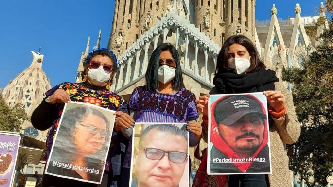 Protestan en España por el asesinato de los periodistas mexicanos