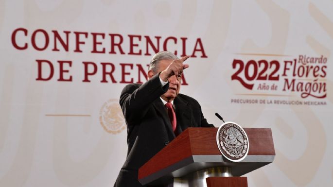 AMLO anuncia gira en el país para explicar su reforma eléctrica