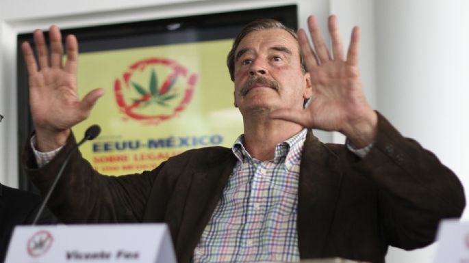 Vicente Fox denuncia que le hackearon su WhatsApp y le responden con burlas