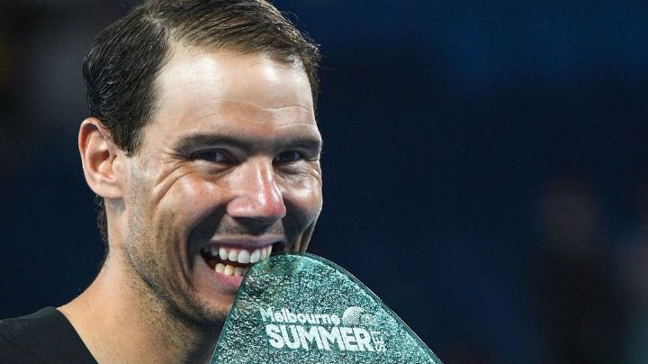 Nadal alza su primer título de 2022 en Melbourne