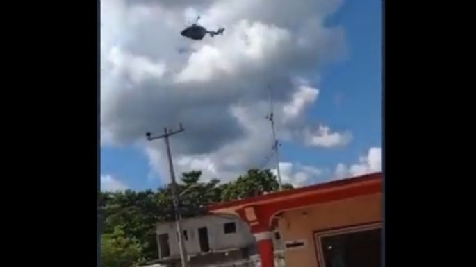 Se desploma helicóptero de la Marina en el municipio de Centla, Tabasco (Video)