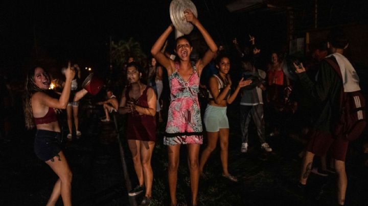 Cientos protestan en Cuba por apagón tras paso de "Ian"