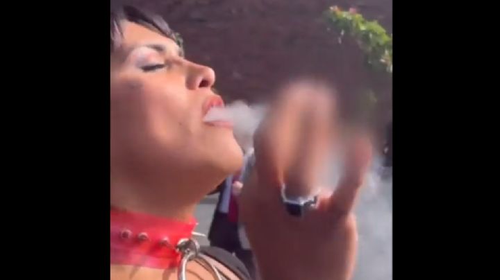 Diputada de Morena fuma mariguana afuera de San Lázaro para apoyar su legalización (Video)