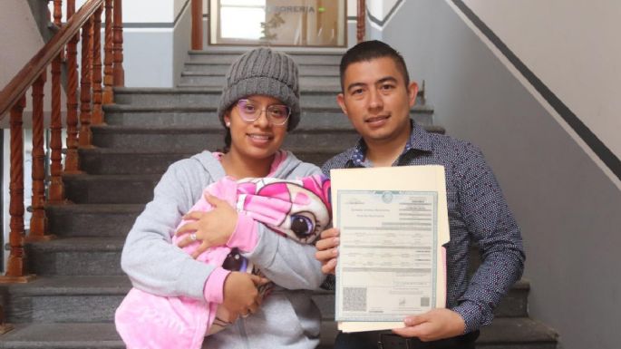 Bebé es registrada con el apellido de la madre como inicial por primera vez en Alfajayucan, Hidalgo