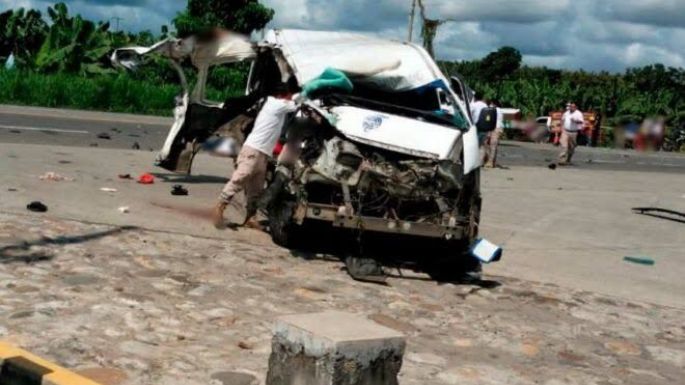 Tres migrantes mueren en accidente carretero en Chiapas