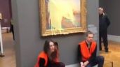 Activistas climáticos arrojan puré de papá a cuadro de Monet en Alemania